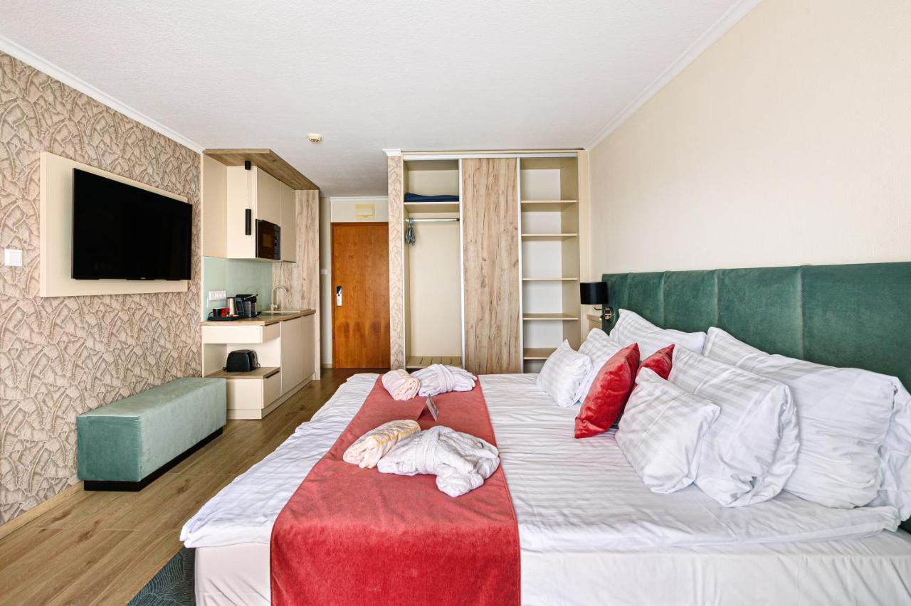 Holiday Club Apartman Hotel Heviz Bagian luar foto