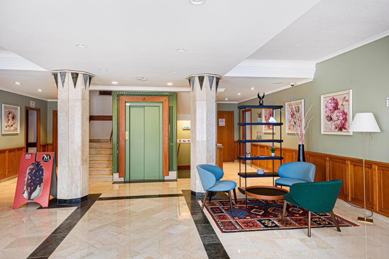 Holiday Club Apartman Hotel Heviz Bagian luar foto