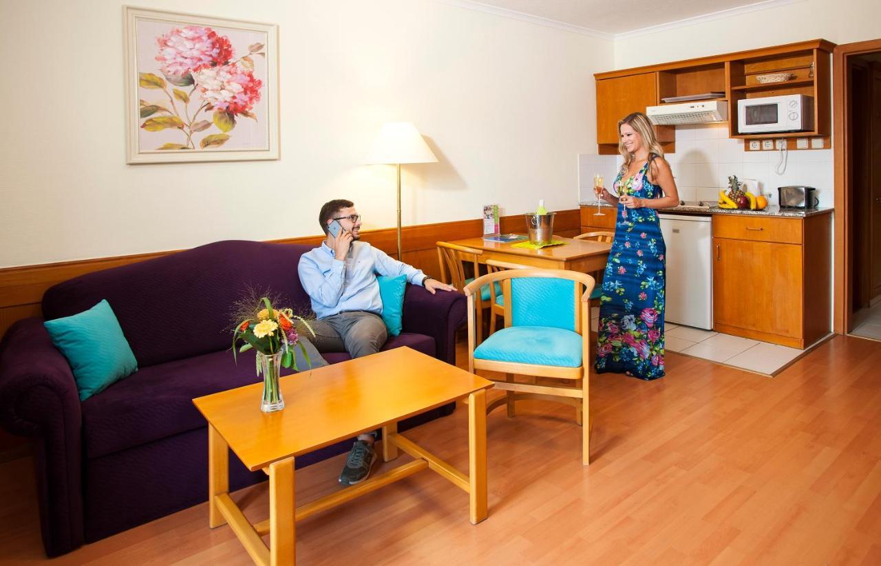 Holiday Club Apartman Hotel Heviz Bagian luar foto